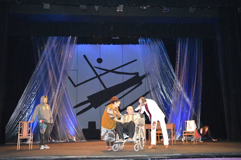 Gənc Tamaşaçılar Teatrından 11 tamaşa... (FOTO)