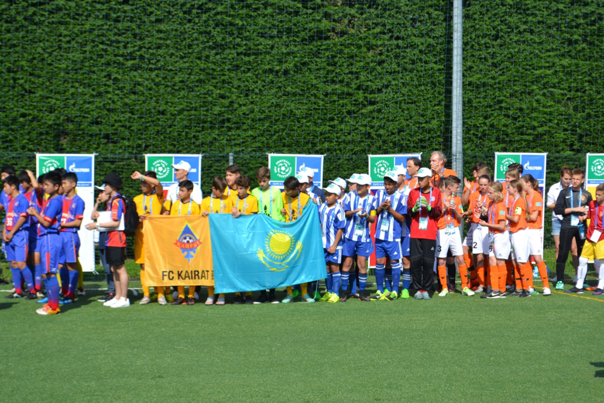 Флаг Азербайджана в Милане: "Шахдаг" в программе  "Футбол для дружбы" (ФОТО)