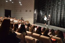 В Баку в рамках соцпроекта показали "Белую смерть" (ФОТО)