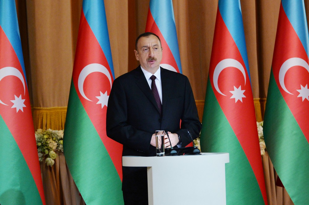 Президент Азербайджана: После 2016 года экономическое развитие должно стать еще более стремительным