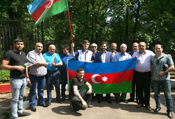 Азербайджанцы провели в Москве акцию по сдаче донорской крови (ФОТО)
