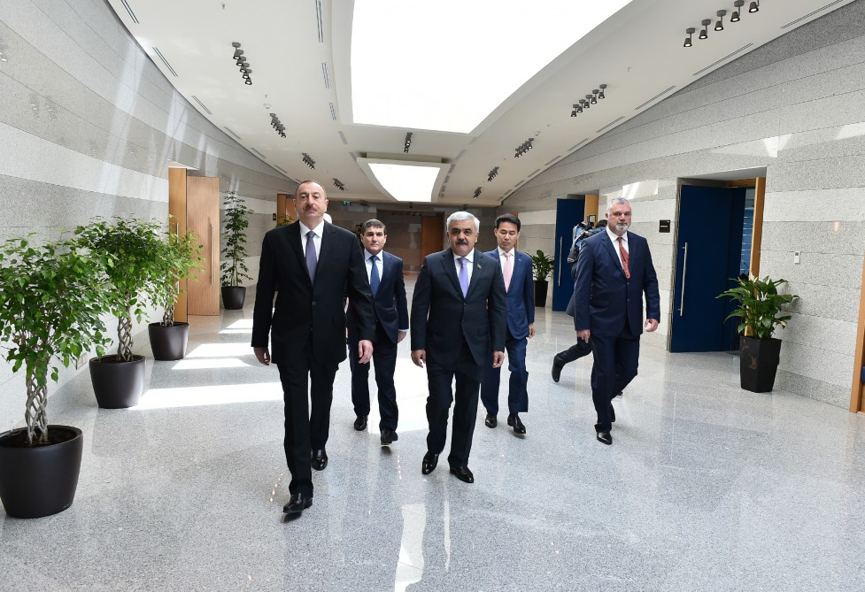 Cumhurbaşkanı Aliyev SOCAR'ın yeni binasının açılışına katıldı