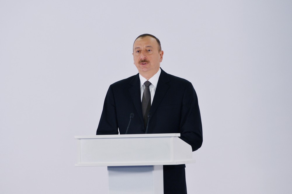 Ильхам Алиев: “Южный газовый коридор” позволит вывести на мировой рынок азербайджанский газ