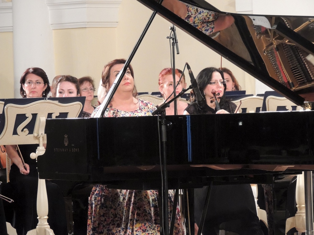 Великолепный концерт Егяны Ахундовой в Баку (ФОТО)