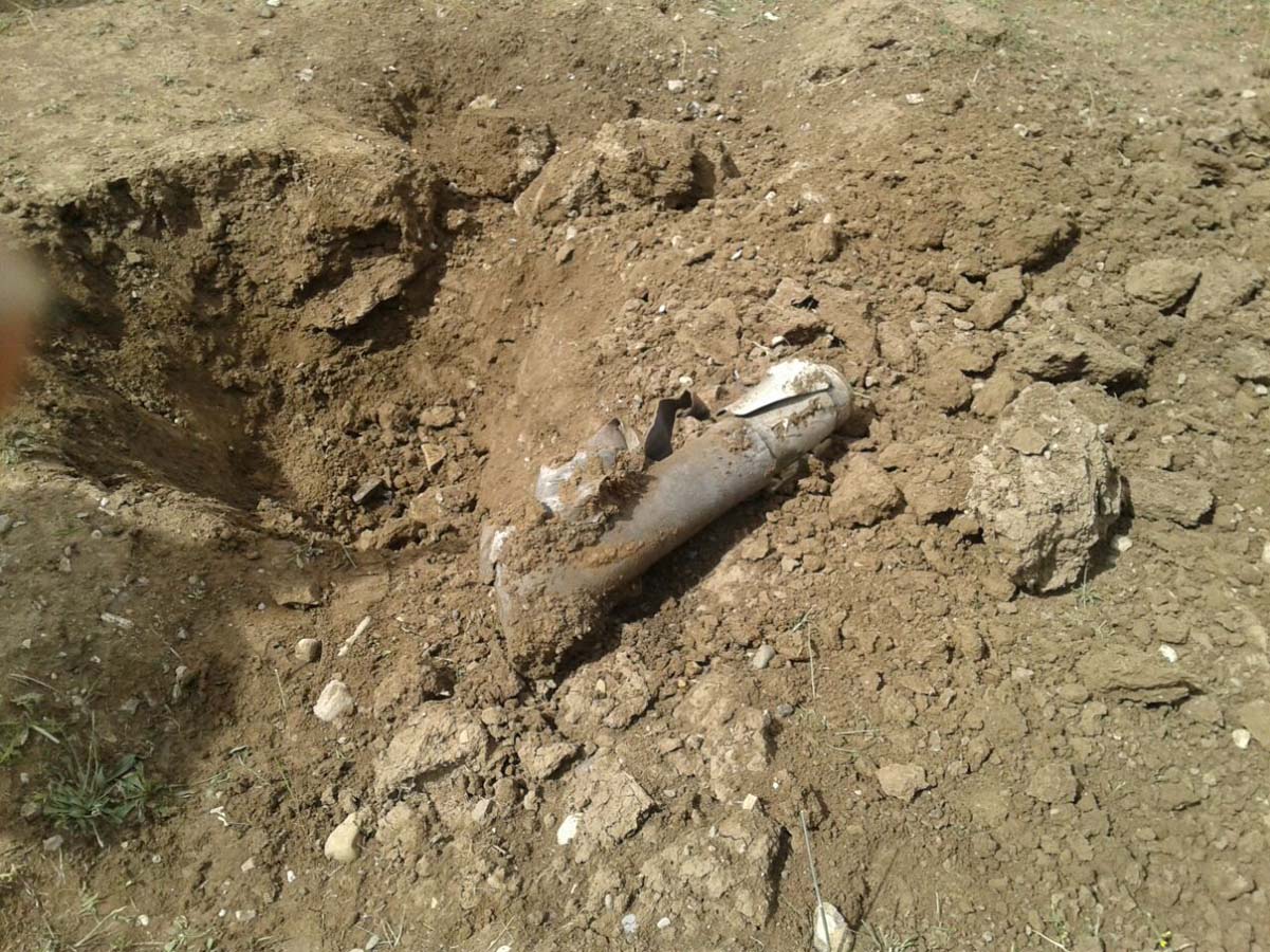В прифронтовых районах Азербайджана обезврежены шесть неразорвавшихся боеприпасов (ФОТО)