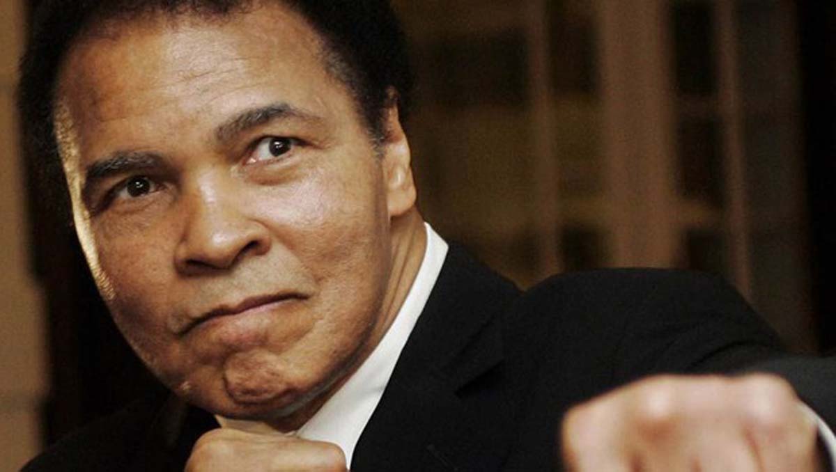Перчатки Мохаммеда Али могут быть проданы за $1 млн