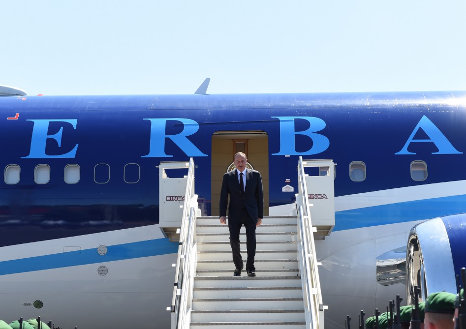 Azerbaycan Cumhurbaşkanı Almanya'da (Fotoğraf)