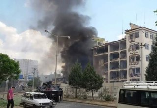 Residential building explodes in Turkey, people injured