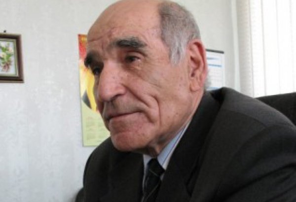 Tacikistanın ilk prezidenti vəfat etdi