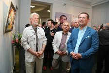 Азербайджанские звезды и телеведущие на празднике живописи и графики (ФОТО)