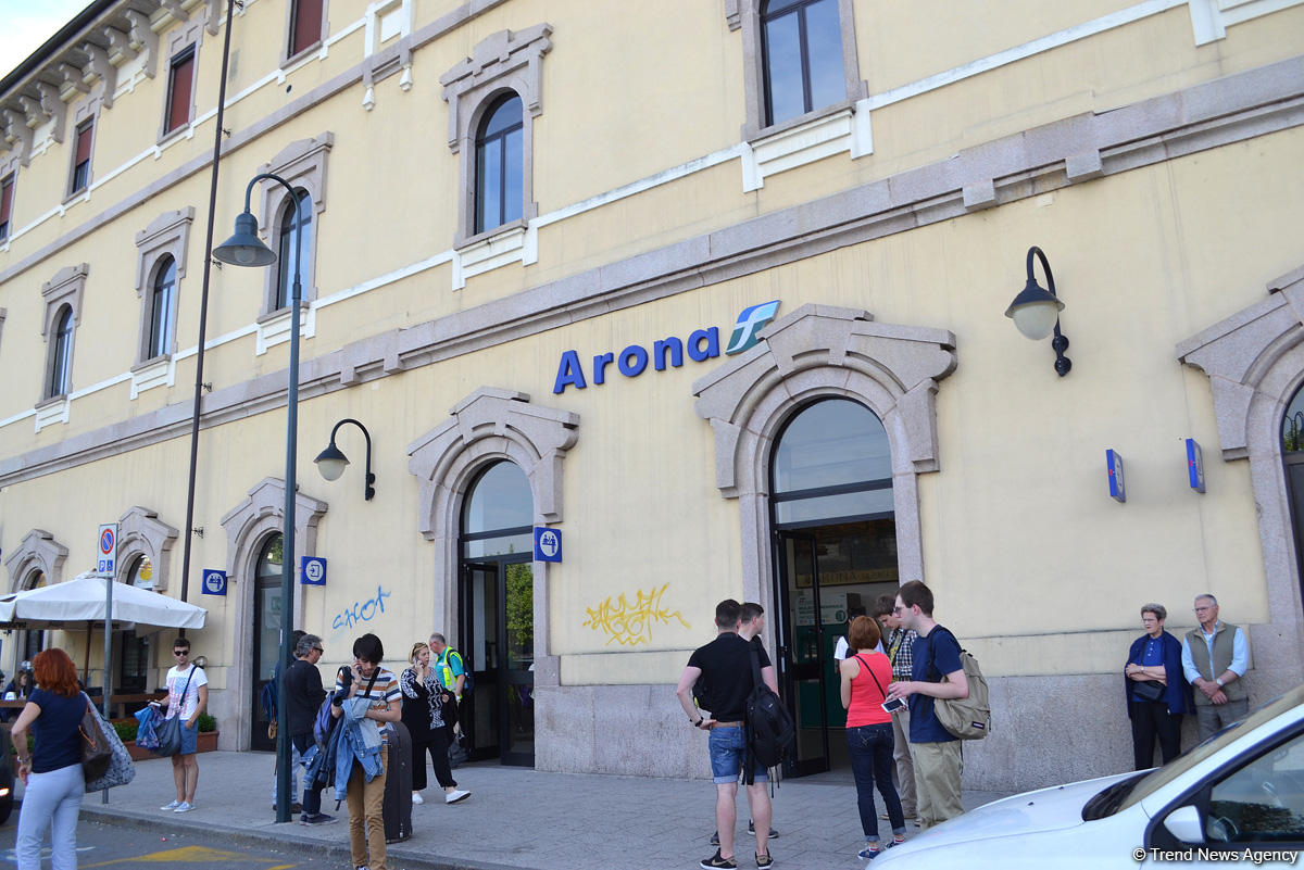 Приключения азербайджанцев в Италии - город Арона (часть первая - ФОТО)
