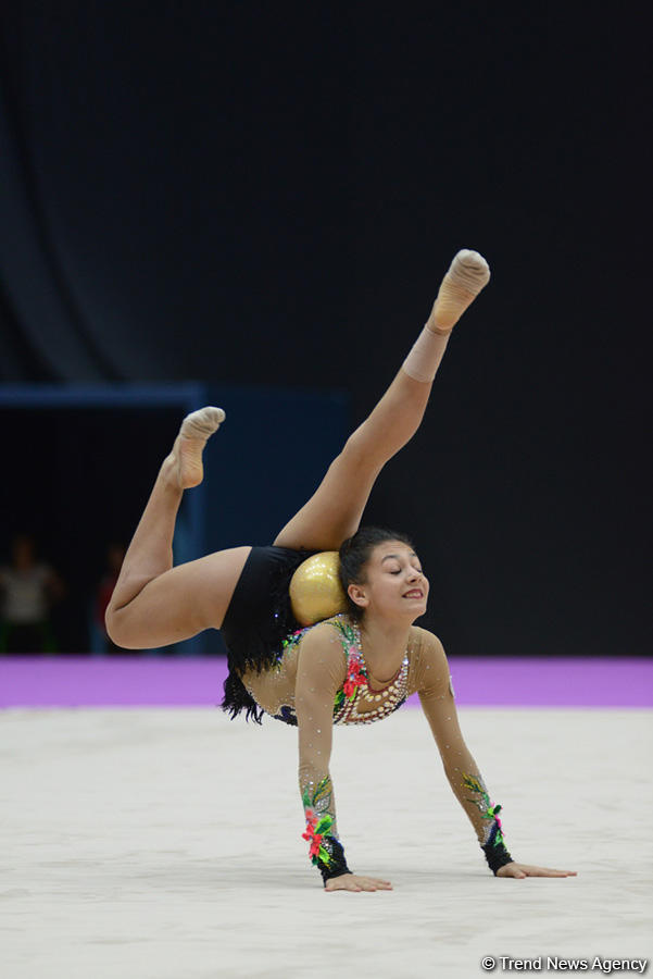 В Баку прошли контрольные тренировки и выступления гимнасток сборной Азербайджана (ФОТО)