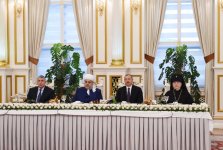 Президент Ильхам Алиев: В основе всех успехов лежит единство граждан Азербайджана - Gallery Thumbnail
