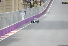 Bakü Formula 1 Avrupa yarışmalarının 2.günü başlıyor - Gallery Thumbnail