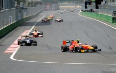 F1 in Baku, day two (PHOTO)