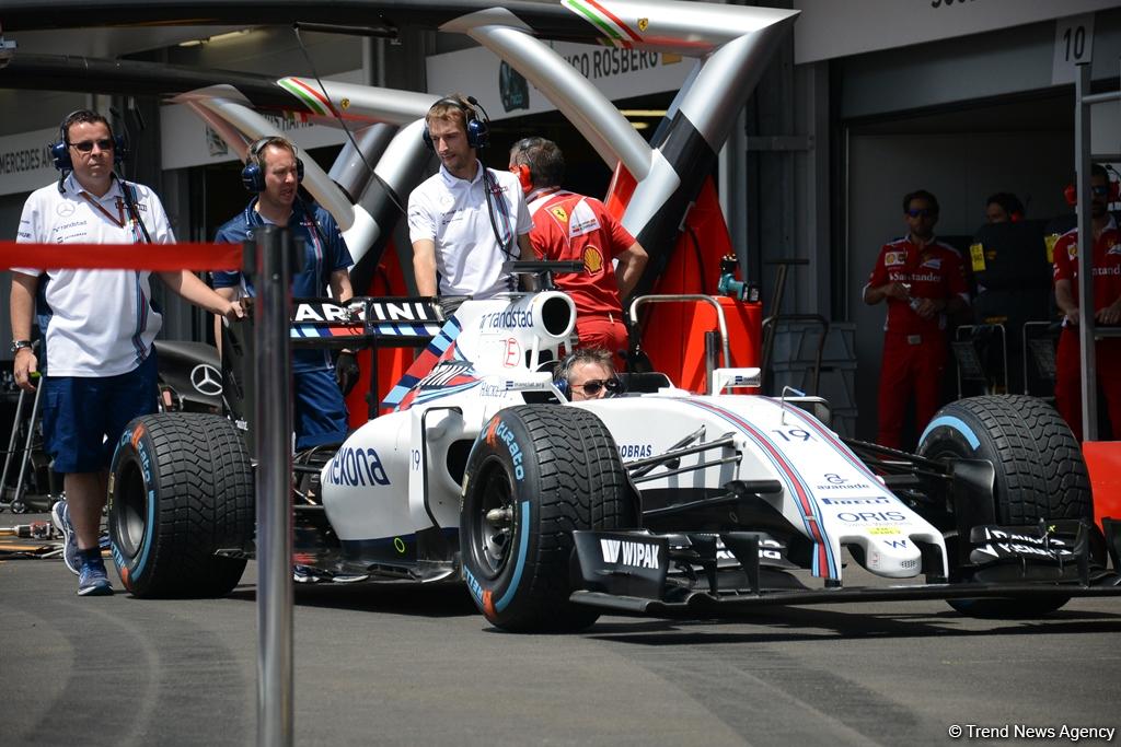 Bakıda Formula 1-in texniki heyəti məşq edir (FOTO)