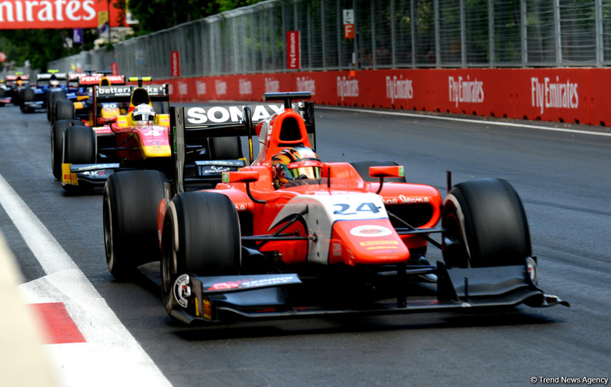 Соревнования в Баку станут особенными в истории Формулы 1 - британская туристка
