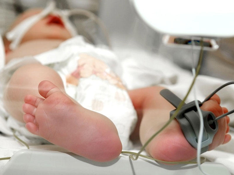 Bakıda hospitalda yeni doğulmuş oğlan uşağı öldü
