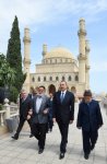 Prezident İlham Əliyev Nardarandakı "Rəhimə Xanım"  məscid-ziyarətgah kompleksi ilə tanış olub (FOTO)