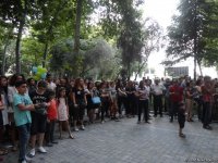 Французы и азербайджанцы отметили День летнего солнцестояния (ФОТО) - Gallery Thumbnail