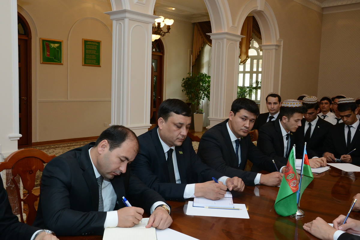 В посольстве Туркменистана в Баку состоялся круглый стул «АЗИАДА-2017: Здоровье Воодушевление. Дружба» - Gallery Image