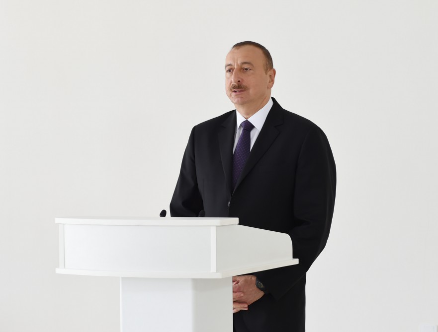 Президент Ильхам Алиев: Процесс строительства армии в Азербайджане проводится целенаправленно и планомерно