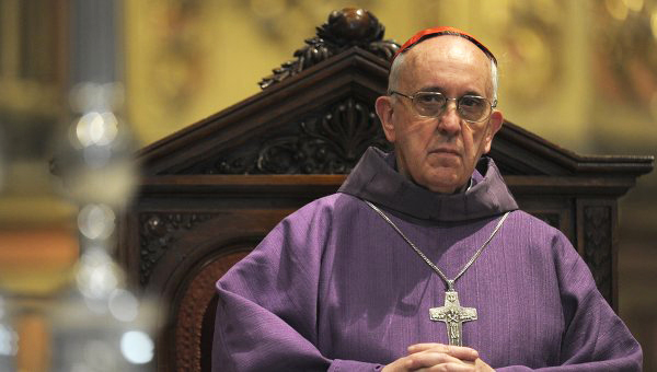 Папа Римский потерял сознание во время мессы в Польше (ВИДЕО)