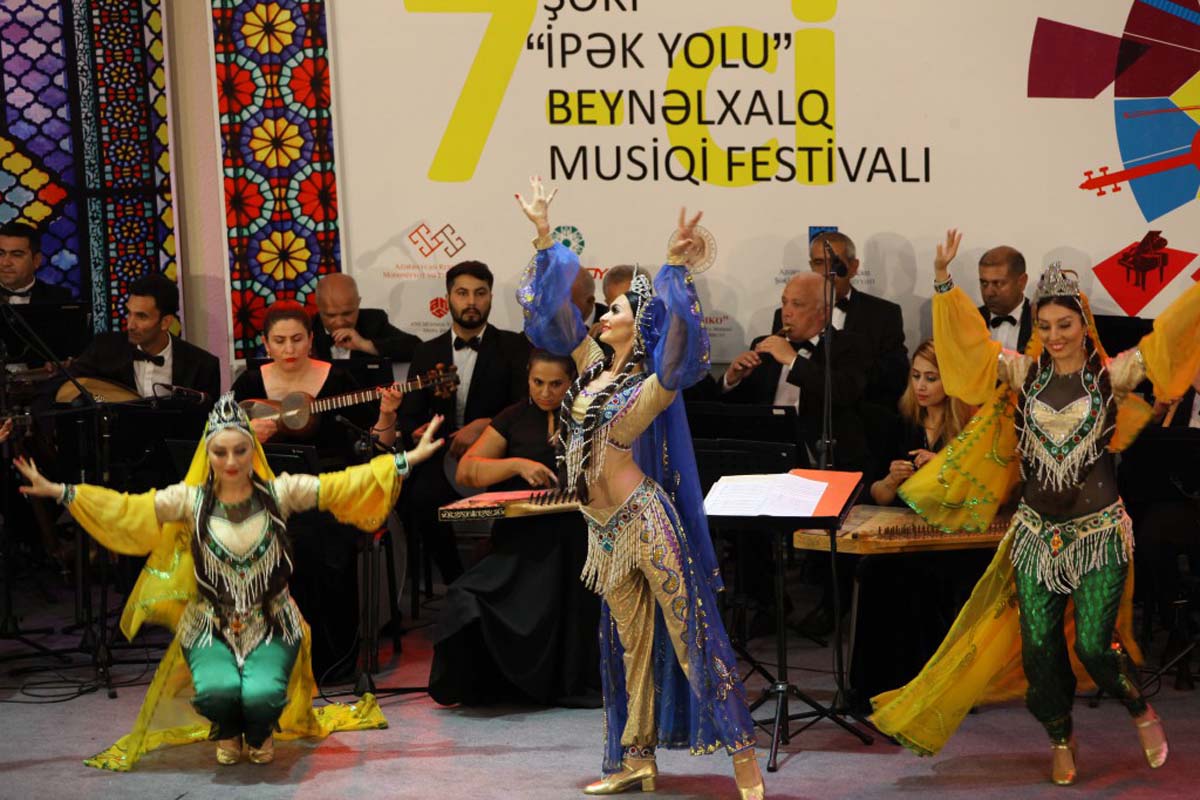 В Шеки завершился VII Международный музыкальный фестиваль «Шелковый путь» (ФОТО)