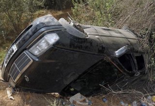 Ağcabədidə “Mercedes” aşdı: Sürücünün oğlu öldü