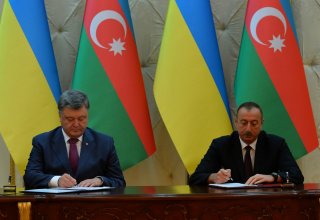 Azərbaycan və Ukrayna 3 sənəd imzaladılar (FOTO)