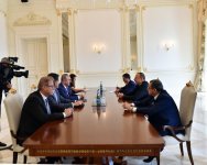 Cumhurbakanı Aliyev Bakan Çavuşoğlu’nu kabul etti
