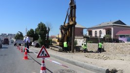 В Сабунчинском районе Баку строится надземный пешеходный переход (ФОТО/ВИДЕО)
