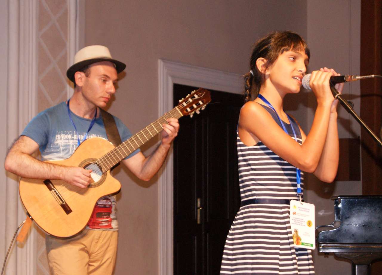 В Баку открылся Международный фестиваль авторской песни  (ФОТО)