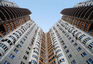 Primary housing prices down in Baku