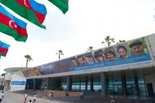 При организации Фонда Гейдара Алиева в городе Канны открылись выставки, пропагандирующие Азербайджан (ФОТО)