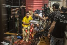 Самый экстравагантный азербайджанский актер играет француза Жана Поля (ВИДЕО, ФОТО)