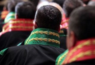 В Турции  3 456 судей и прокуроров отстранены от занимаемой должности