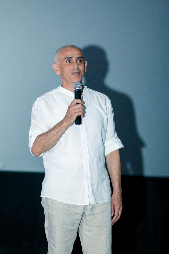 Представители молодежи поздравили азербайджанских кинематографистов (ФОТО)