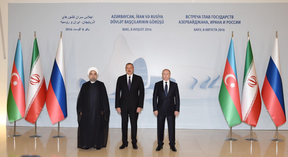 Azerbaijani, Russian, Iranian presidents sign Baku summit declaration