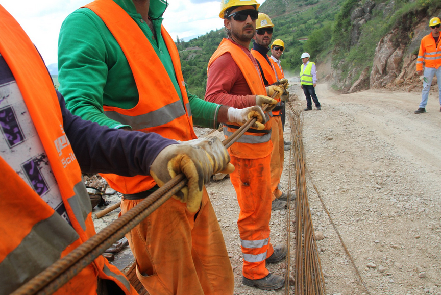 Консорциум TAP приступил к реабилитации еще одного участка дороги в Албании
