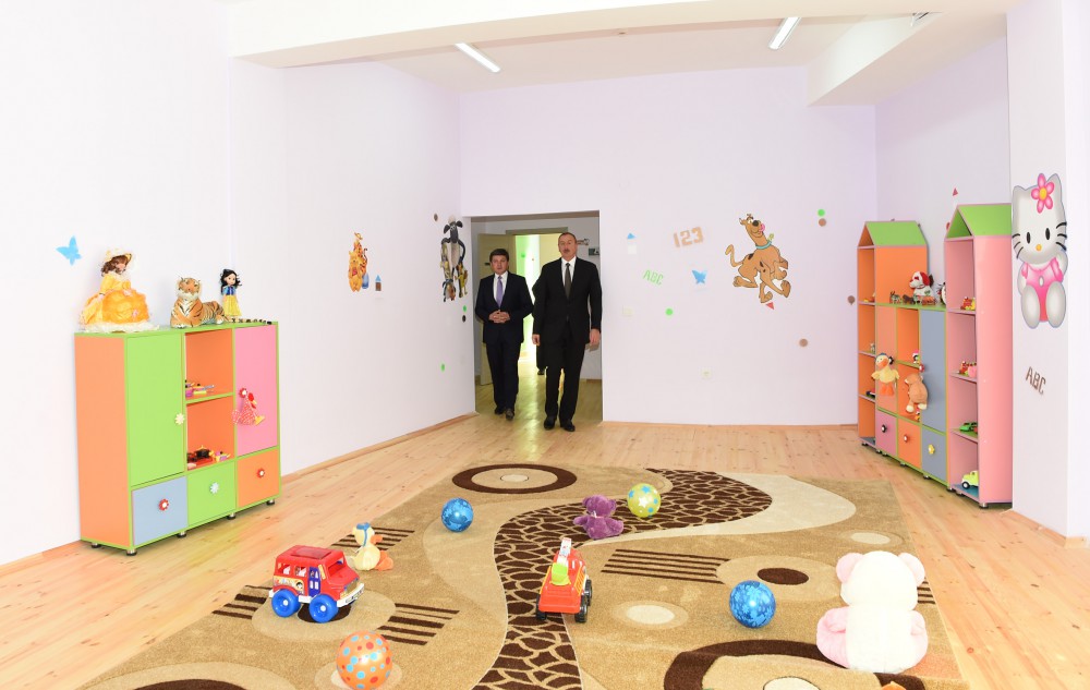 Президент Ильхам Алиев принял участие в открытии детского сада в Габале, построенного по инициативе Фонда Гейдара Алиева (ФОТО)