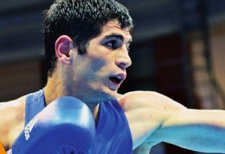 Azerbaijani boxer in semifinals at Rio 2016