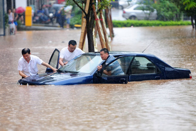 Власти Китая эвакуировали около 70 тыс. человек из-за наводнений на северо-востоке страны