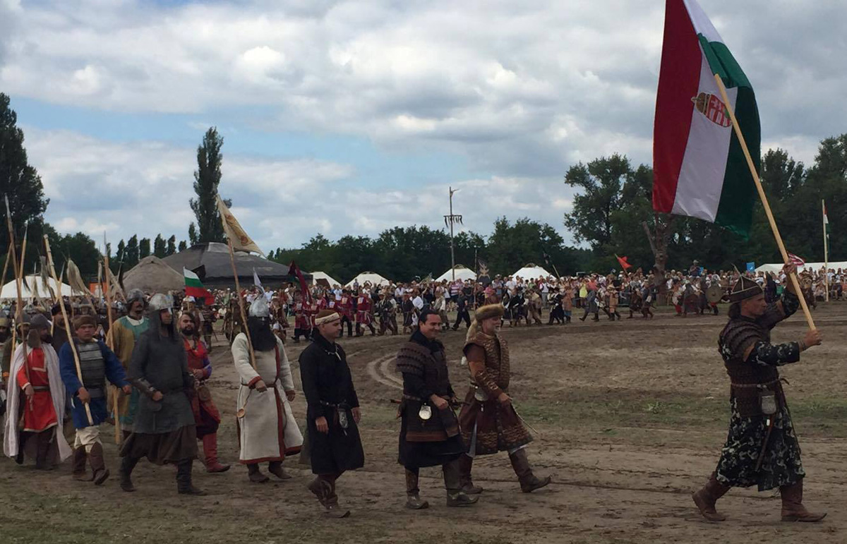 Курултай в Венгрии объединяет тюркские народы и призывает к миру  - Гюльнара Халилова (ФОТО)