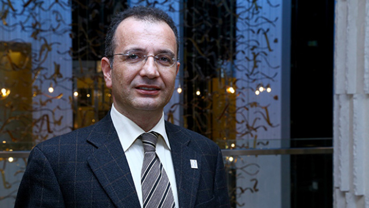 Prof. Dr. Kumbaroğlu: Azeri Enerji Bakanı'nın Vefatı - Türkiye çok önemli bir dostunu kaybetti!