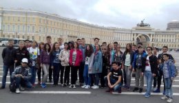 "Здравствуй, Россия!": поездка азербайджанских школьников в Санкт-Петербург  (ФОТО)