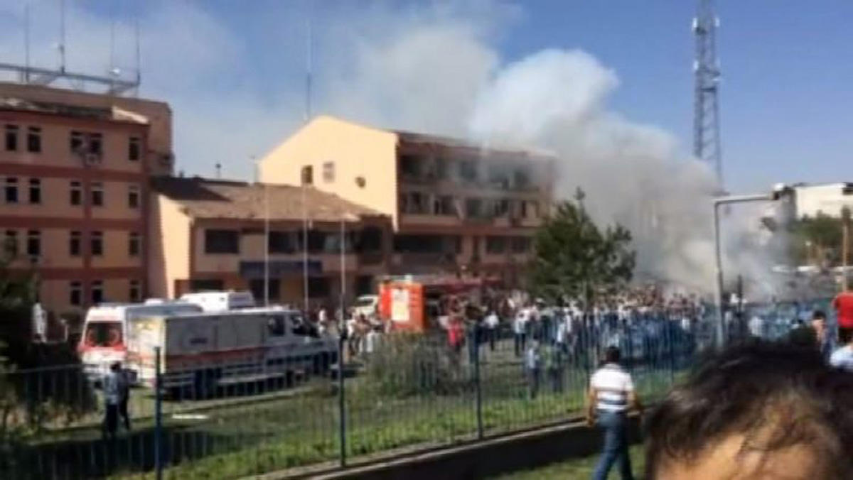 Car bombing in Turkey: 3 killed, 140 injured(PHOTOS/VIDEO) (UPDATING)