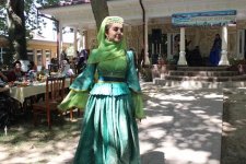 Карабахская одежда XVII-XIX веков представлена в Узбекистане (ФОТО)