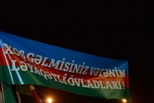 Azərbaycan olimpiyaçıları Vətənə döndülər (FOTO)