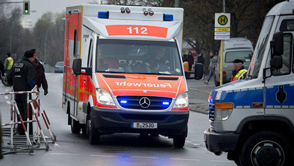 Almaniyada qatar avtobusla toqquşub: yaralılar var